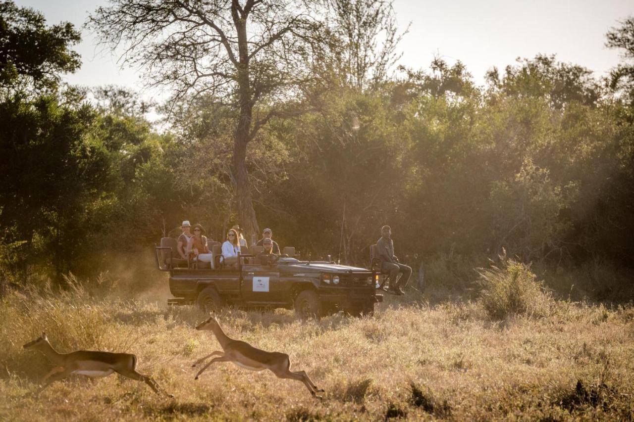 Umkumbe Bush Lodge - Luxury Tented Camp Sabi-Sand-Reservat Exterior foto